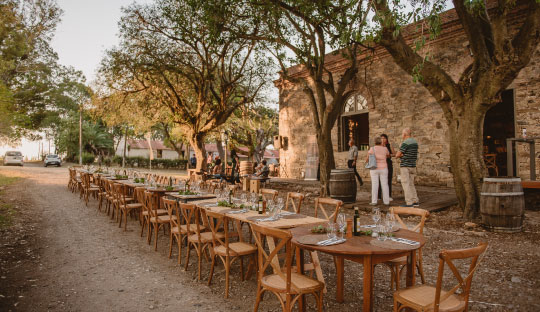 almuerzo en el exterior cerros de san juan colonia express