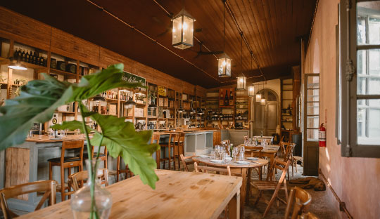 Salon comedor de los cerros de san juan, colonia del sacramento - colonia express