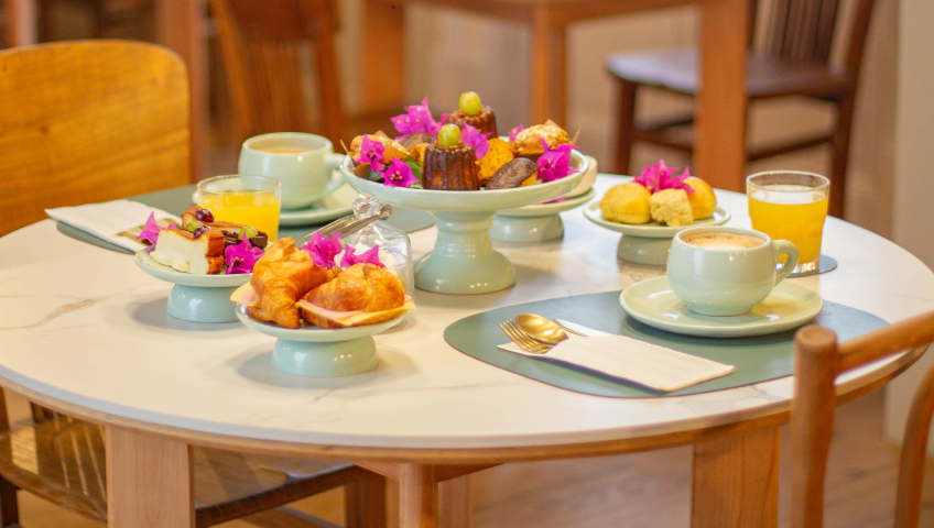 Colonial Noon Tea + Parking