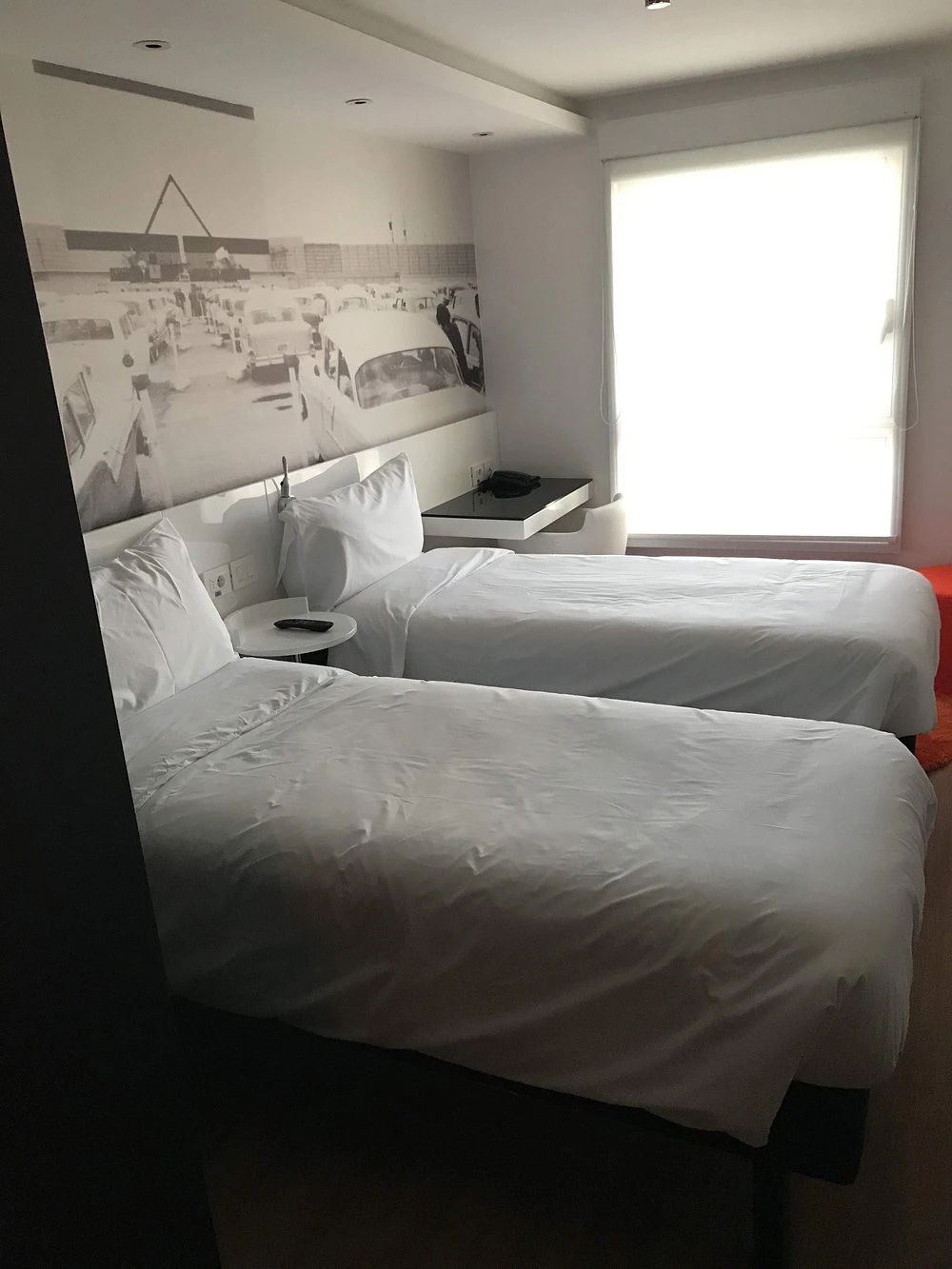 dormitorio_camas_individuales_ibis_style_by_accor.webp.webp