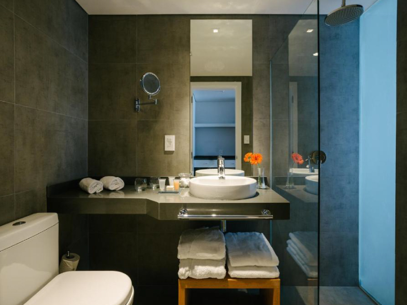 baño_hotel_own_montevideo.jpeg